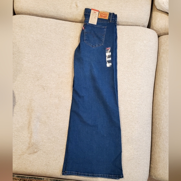 Levi's Women's 318 Shaping Jeans Nwt 30 X 31 - Picture 2 of 4